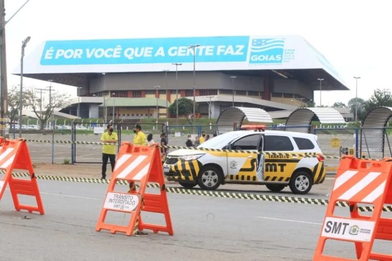 Velório de Marília Mendonça está previsto para iniciar às 10h para familiares e amigos; para fãs, abertura será às 13h