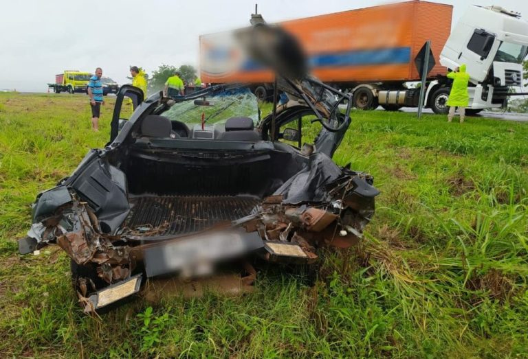 Motorista e criança de 4 anos de idade ficam feridos em acidente grave na BR 050 ocorrido no último sábado (27)