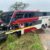 Vídeo mostra ônibus que se envolveu em acidente na BR-153 sendo retirado de ribanceira; Polícia Civil apura dinâmica