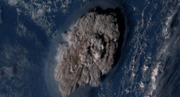 Nova ‘grande erupção’ é detectada no vulcão de Tonga