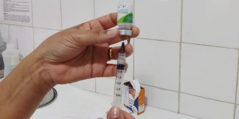 Catalão recebe 4 mil doses de vacinas contra a gripe e estão disponíveis nos Postos de Saúde