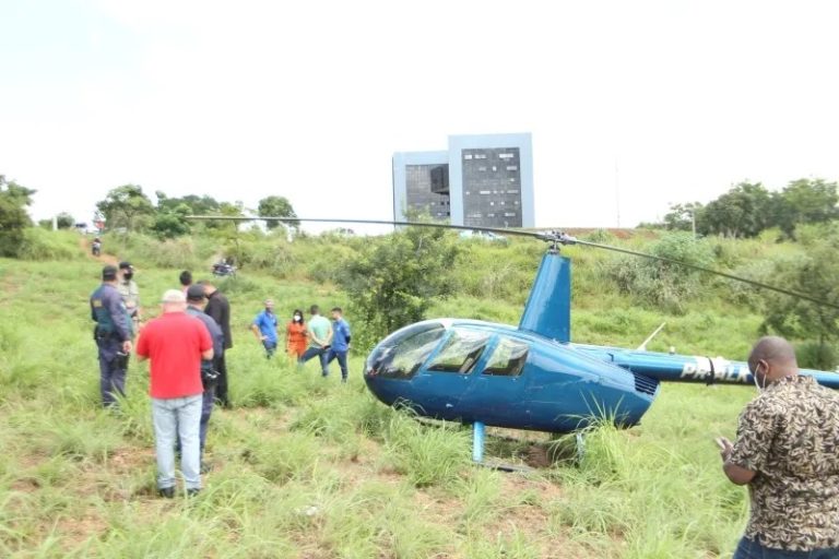 VÍDEO: Piloto de helicóptero faz pouso forçado no heliponto de Paço Municipal de Goiânia
