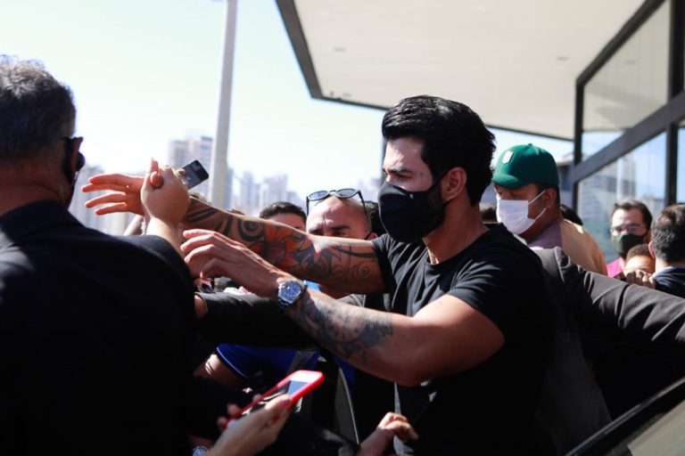 Gusttavo Lima testa positivo para Covid-19