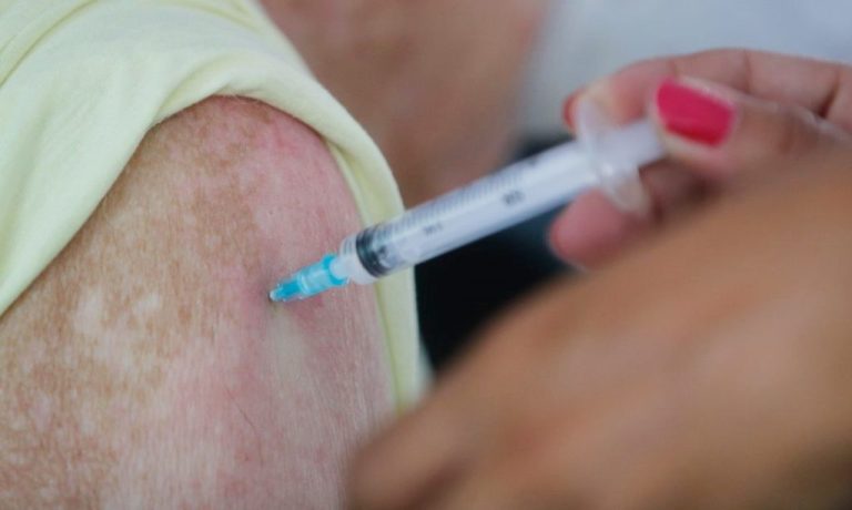 Saúde de Catalão aplica reforço da Janssen nesta terça-feira (11); 1ª e 3ª doses de vacinas contra Covid-19 continuam sendo aplicadas