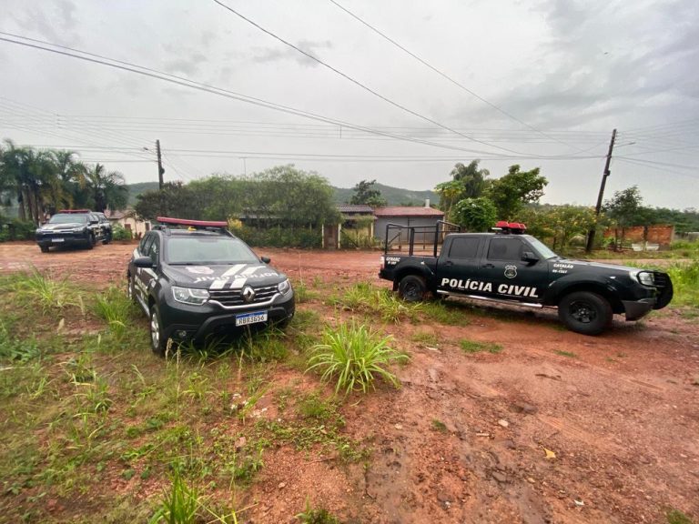 Mais de 50 policiais fazem operação contra o tráfico de drogas em Três Ranchos