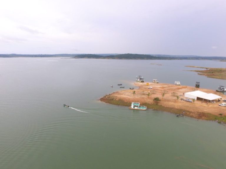 Nível do lago azul ultrapassa os 51% e faz com que expectativas aumentem; “Três Ranchos se divide em duas histórias, antes e depois do lago” destaca vice-prefeito Haroldinho