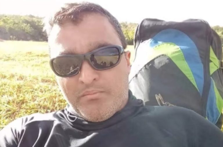PILOTO DE PARAPENTE QUE MORREU EM MINAS GERAIS É ENTERRADO EM CATALÃO