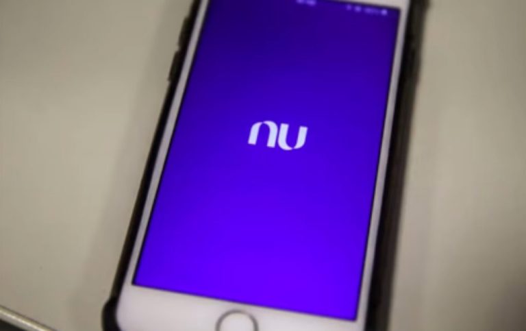 APLICATIVOS DO NUBANK E DO BANCO DO BRASIL ENFRENTAM INSTABILIDADE