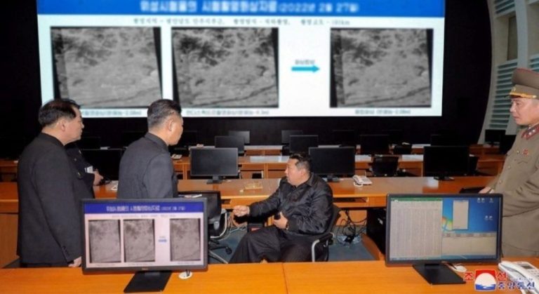 COREIA DO NORTE PLANEJA LANÇAR EM ABRIL UM ENORME MÍSSIL CONHECIDO COMO ‘MONSTRO’