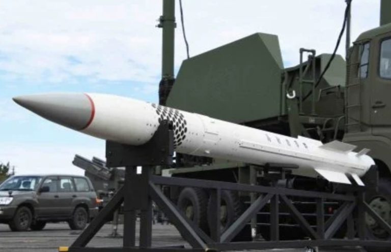 RÚSSIA ALERTA PARA RESULTADO DO “INSANO” ENVIO DE ARMAS À UCRÂNIA