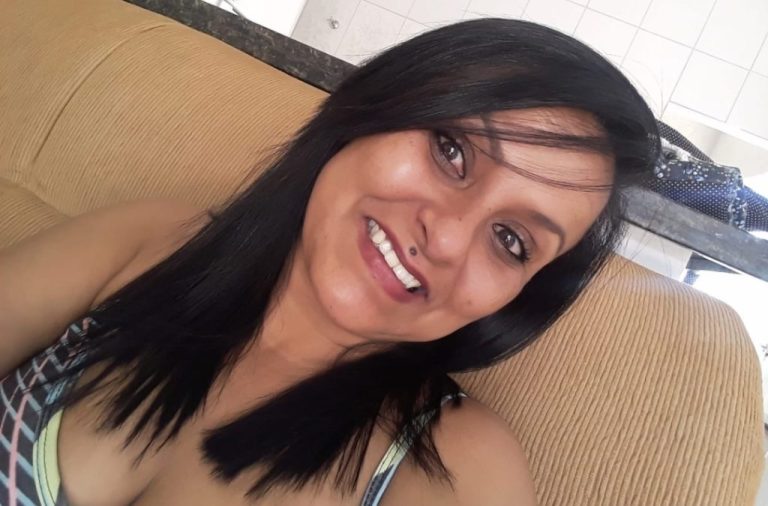 GOIANA ENVIA ÁUDIO DESESPERADO PARA MARIDO APÓS PERDER ÔNIBUS E VIRALIZA NA WEB
