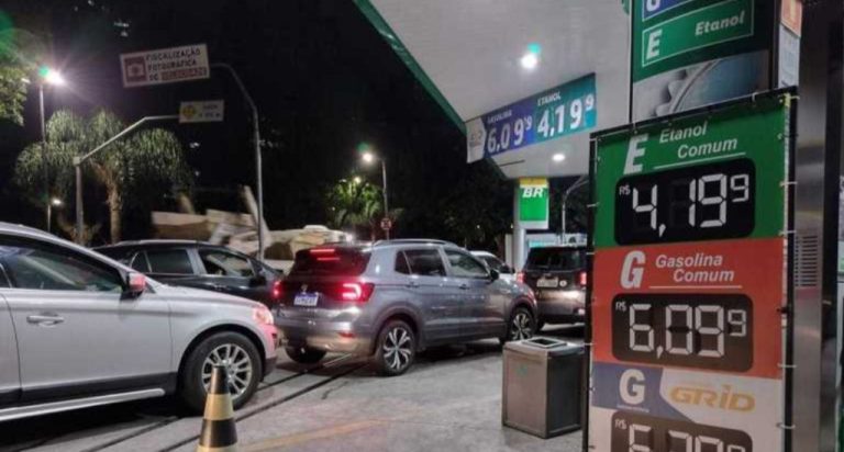 TROCA DE GASOLINA POR ETANOL PODE NÃO SER VANTAJOSA PARA O CONSUMIDOR
