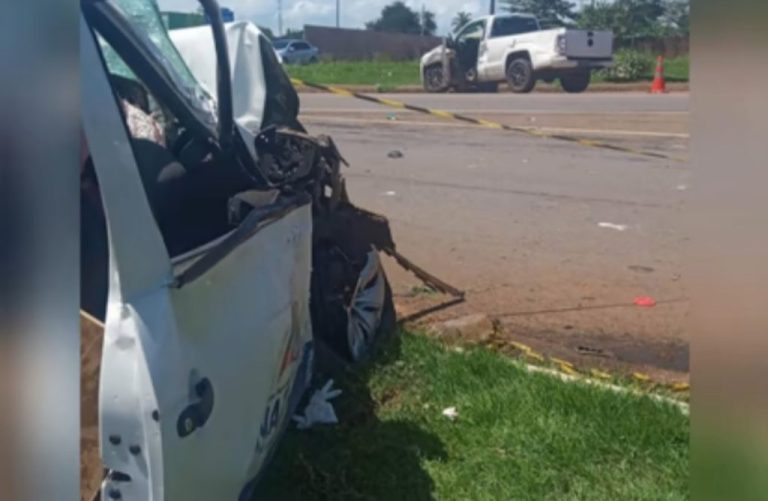 ACIDENTE COM AMBULÂNCIA E CAMINHONETE MATA ENFERMEIRAS NA GO-060, EM CLAUDINÁPOLIS