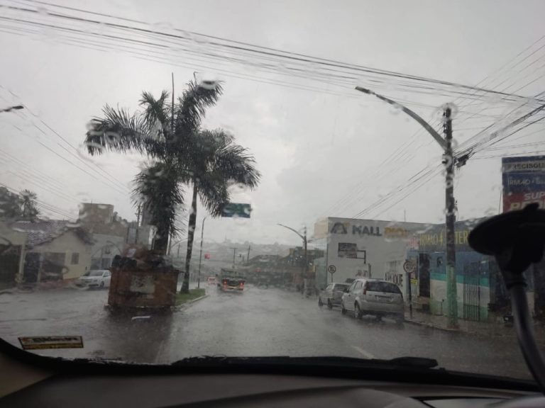 ALÍVIO NO CALOR: CHUVA DEVE VOLTAR NESTA SEXTA-FEIRA E PERMANECER DURANTE O FINAL DE SEMANA