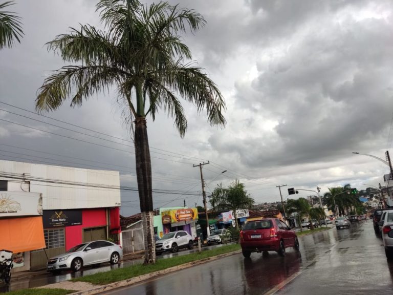 CLIMATOLOGISTA ALERTA PARA RISCO DE TEMPESTADES EM CATALÃO E EM TODO O ESTADO DE GOIÁS; BOMBEIROS DE CALDAS NOVAS TAMBÉM ALERTAM