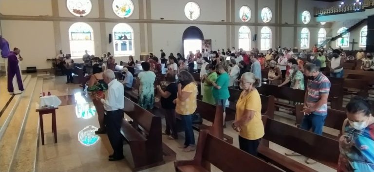 VEJA NO BLOG DO BADIINHO A PROGRAMAÇÃO DAS MISSAS DA SEMANA SANTA NAS PRINCIPAIS PARÓQUIAS DE CATALÃO