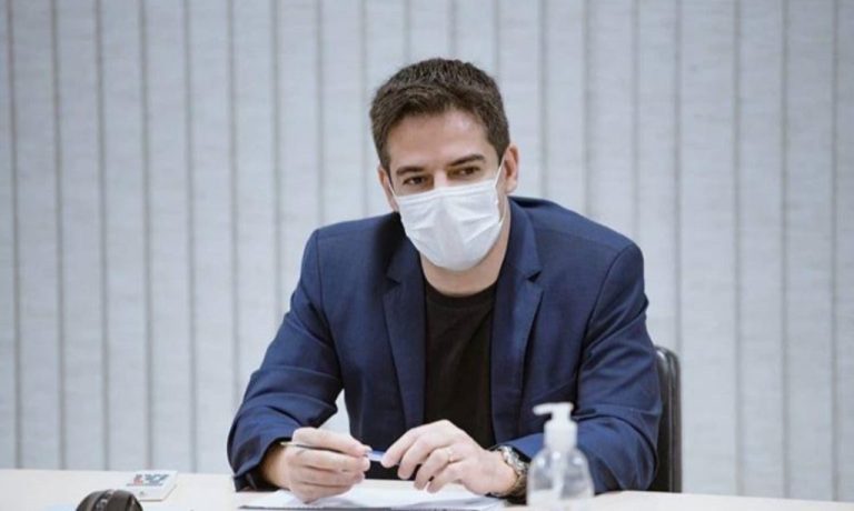 ALEXANDRINO DEIXA SECRETARIA ESTADUAL DE SAÚDE PARA SE FILIAR AO PSD