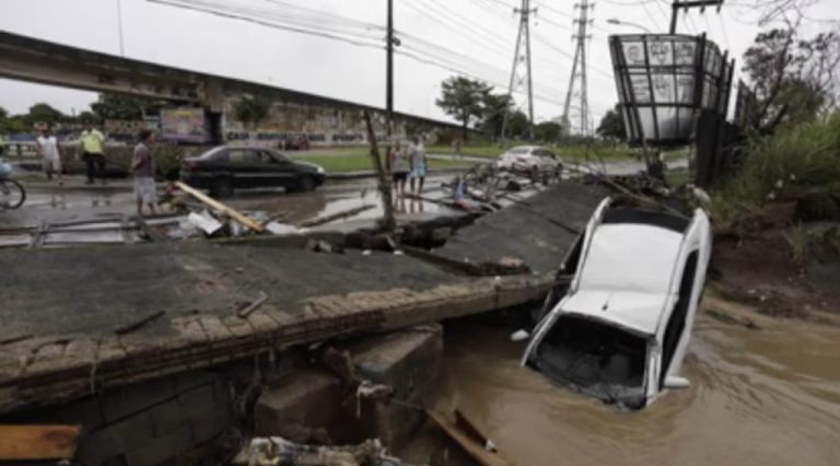 SOBE PARA 18 O NÚMERO DE MORTES EM RAZÃO DA CHUVA NO RIO DE JANEIRO