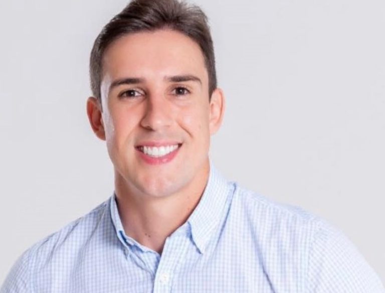 DESISTIU: CANDIDATO APOIADO PELO PREFEITO ADIB ELIAS ANUNCIA DESISTÊNCIA DE PRÉ-CANDIDATURA E ALEGA DEPRESSÃO