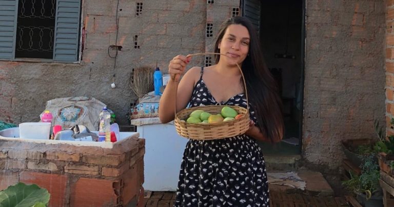 FENÔMENO NO INSTAGRAM: DONA DE CASA DE OUVIDOR FICA FAMOSA NA INTERNET COLOCANDO VÍDEOS DO DIA A DIA DA VIDA SIMPLES AO LADO DA FAMÍLIA