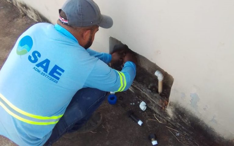 SAE PERDOA DÍVIDAS ATRASADAS E FAZ RELIGAÇÃO DE ÁGUA NA CASA EM QUE QUARTO PEGOU FOGO PELO USO DE VELA