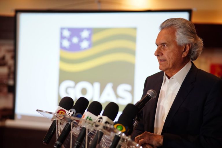 CAIADO ANUNCIA REDUÇÃO PARA 17% DO ICMS EM GOIÁS E PREÇO DA GASOLINA DEVE CAIR R$ 0,85