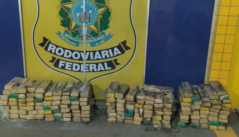 PRF DE CATALÃO APREENDEU NA BR-050, QUASE 170 KG DE MANCONHA QUE ESTAVAM NO BAÚ DE UM CAMINHÃO