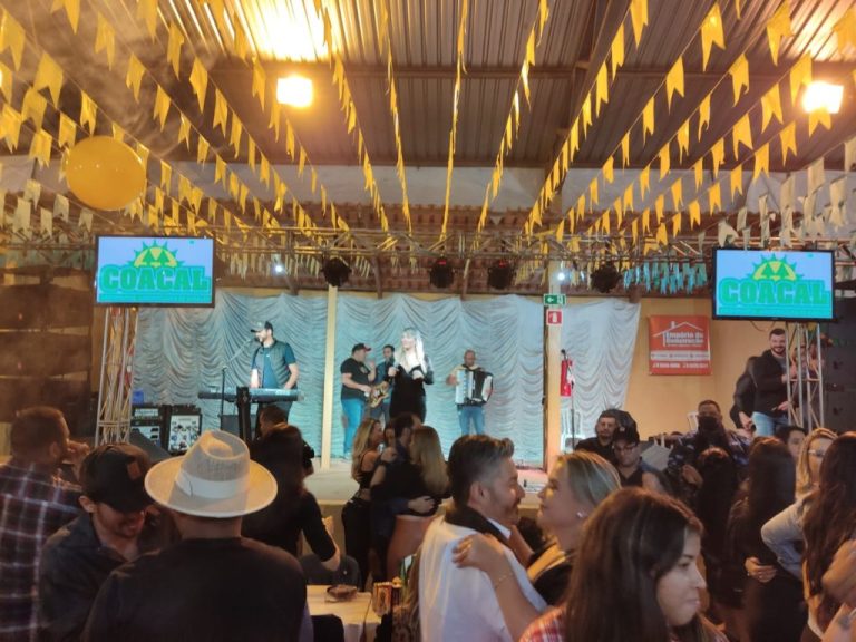 POLÍTICOS MARCAM PRESENÇA NA FESTA DA CUSTÓDIA; TRADICIONAL FESTA DE ROÇA TERMINA HOJE