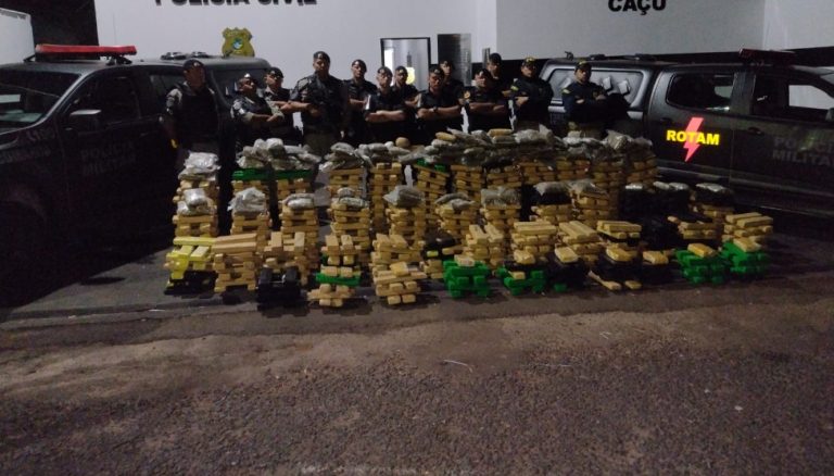OPERAÇÃO INTEGRADA DA PMGO E DAS FORÇAS DE SEGURANÇA, RESULTOU EM APREENSÃO DE CERCA DE DUAS TONELADAS DE MACONHA, EM ITAJÁ, NO SUDOESTE DE GOIÁS