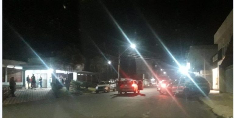 URGENTE: JOVEM DE 18 ANOS DE IDADE É MORTA A FACADAS EM OUVIDOR