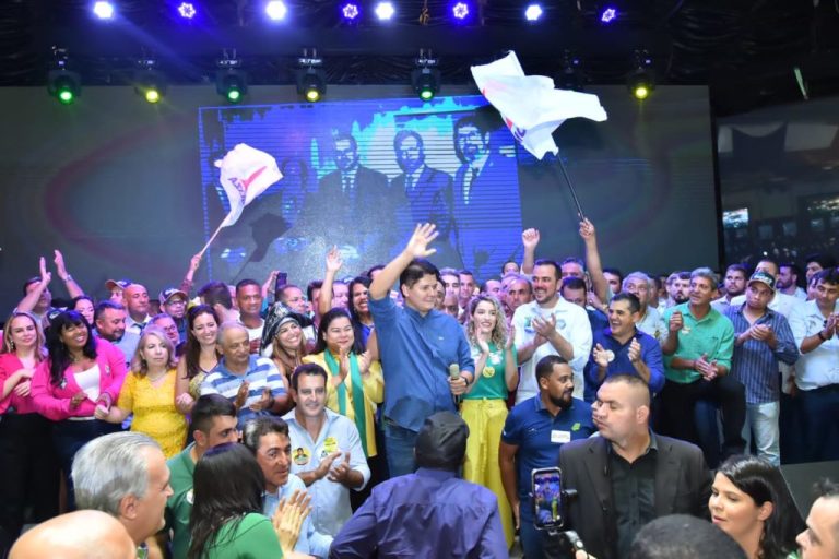 MENDANHA ANUNCIA VICE-GOVERNADOR E APOIO DO PROS, EM CONVENÇÃO