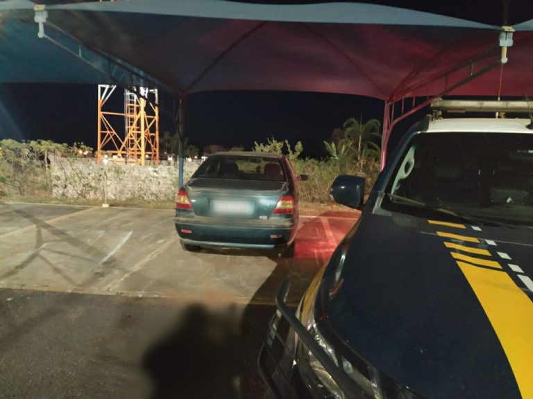 LAVRADOR COM MANDADO DE PRISÃO POR HOMICÍDIO FOI PRESO APÓS ABORDAGEM DE POLICIAIS  DA PRF, EM CATALÃO