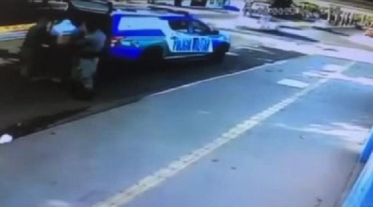 JOVEM DE 24 ANOS É ENCONTRADO MORTO HORAS DEPOIS DE SER ABORDADO E COLOCADO EM VIATURA DA PM, EM GOIÂNIA