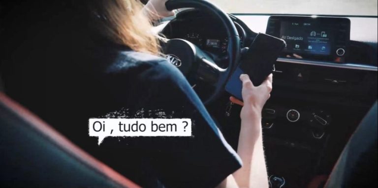 ALUNOS DO CURSO DE ENGENHARIA DA UFCAT PRODUZEM CAMPANHA DE CONSCIENTIZAÇÃO SOBRE USO DE CELULAR AO VOLANTE