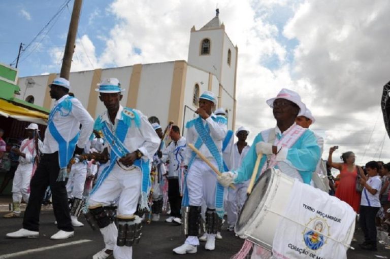APORTE PARA AS CONGADAS: MUNICÍPIO FAZ REPASSE DE R$ 208 MIL PARA OS 26 CAPITÃES DE TERNOS DAS CONGADAS