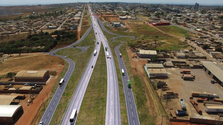 CONCESSIONÁRIA INICIA OBRAS DE DUPLICAÇÃO NO PERÍMETRO URBANO DE CRISTALINA-GO; CATALÃO SEGUE SEM DATA DEFINIDA PARA INÍCIO