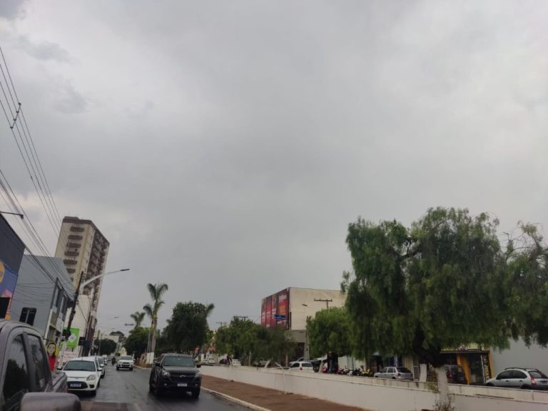 DEPOIS DE 123 DIAS DE SECA, CHUVISQUEIRO TRAZ ESPERANÇA EM CATALÃO; CLIMATOLOGISTA ALERTA PARA POSSIBILIDADE DE CHUVAS FORTES