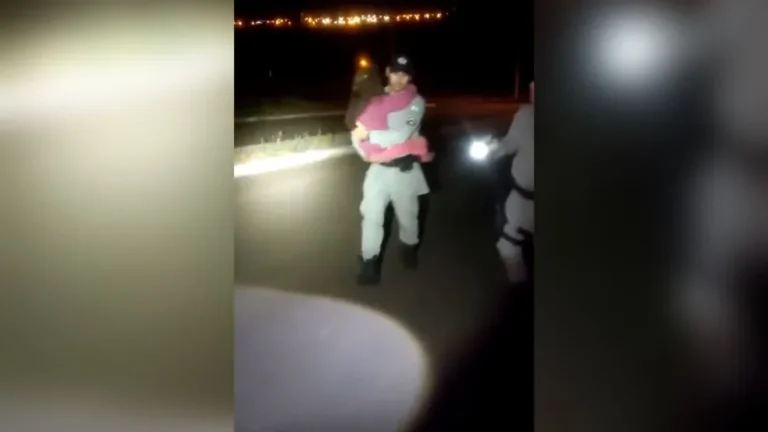 PADRASTO SEQUESTRA ENTEADA DE 6 ANOS DE IDADE, MORRE AO CAIR DE MOTO E CRIANÇA FOI RESGATADA POR POLICIAIS MILITARES, EM JATAÍ