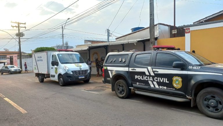 KITNETS PEGAM FOGO E CORPO HOMEM  DE 59 ANOS É ECONTRADO CARBONIZADO EM MEIO A OBJETOS QUEIMADOS, EM CATALÃO