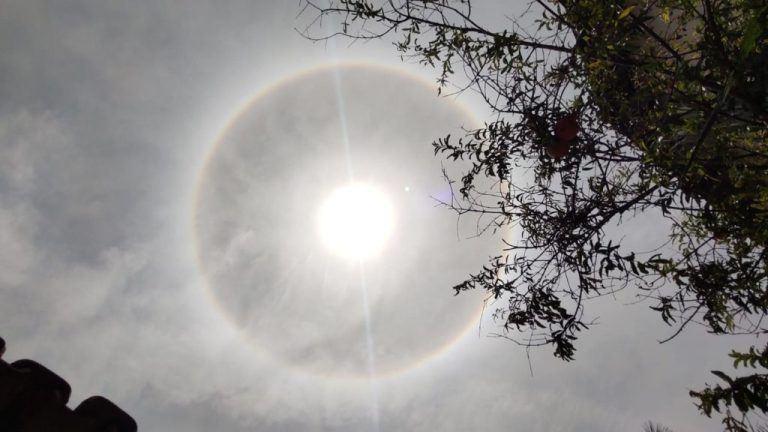 FENÔMENO HALO SOLAR VOLTA A SER FLAGRADO POR MORADORES DE CATALÃO E DE GOIANDIRA