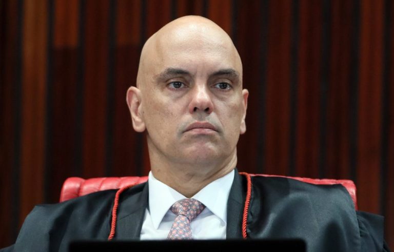 AUTORIZADA POR MORAES, OPERAÇÃO DA PF TEM COMO ALVO ORGANIZADORES DE ATOS ANTIDEMOCRÁTICOS