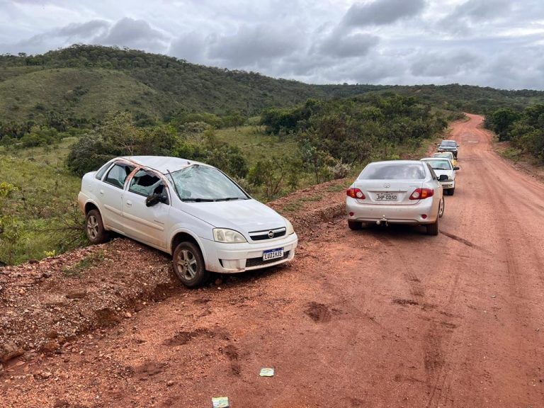 DOIS SUSPEITOS MORRERAM AO CONFRONTAREM COM A POLÍCIA E QUADRILHA DE UBERLÂNDIA-MG ESPECIALIZADA EM ROUBO DE AGROTÓXICOS FOI DESMANTELADA PELAS PMS DE GOIÁS E MINAS GERAIS