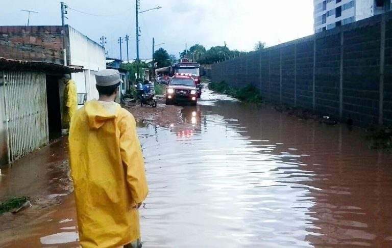 OPERAÇÃO TEMPESTADE: BOMBEIROS DE GOIÁS DIVULGAM VÍDEO COM DICAS DE SEGURANÇA E PREVENÇÃO PARA O PERÍODO CHUVOSO