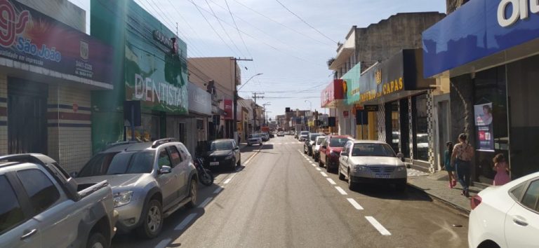 COM BOAS EXPECTATIVAS NAS VENDAS DE FIM DE ANO, COMERCIANTES DE CATALÃO COMEÇAM A ESTENDER HORÁRIO DE FUNCIOMENTO A PARTIR DESTA SEGUNDA-FEIRA (12/12)