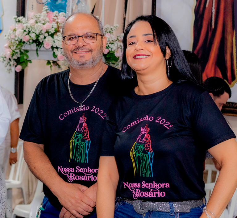 CASAL DE FESTEIROS DA FESTA DO ROSÁRIO EM 2021 E 2022, EMITEM NOTA COM PRESTAÇÃO DE CONTAS