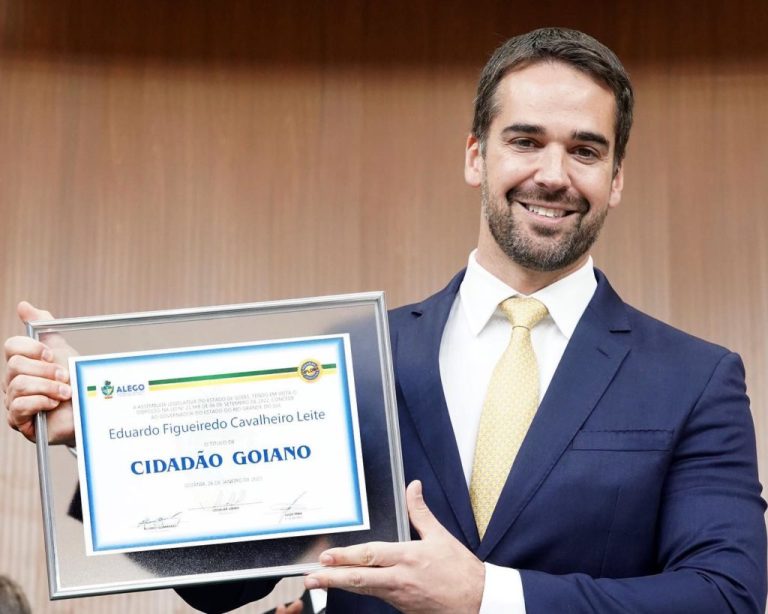 GOVERNADOR DO RIO GRANDE DO SUL, EDUARDO LEITE (PSDB), RECEBEU DE GUSTAVO SEBBA, TÍTULO DE CIDADÃO GOIANO