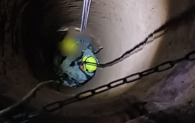 AO BRINCAR, MENINO DE 7 ANOS CAÍ DENTRO DE CISTERNA E É RESGATADO PELOS BOMBEIROS, EM QUIRINÓPOLIS-GO