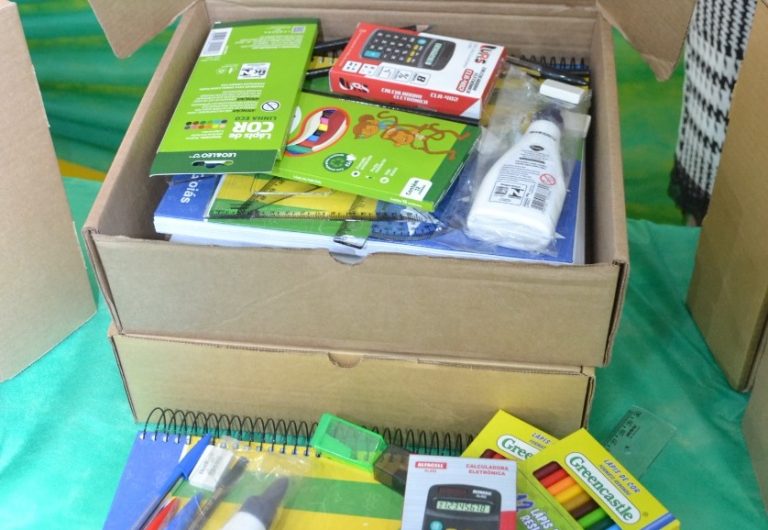 ESTUDANTES DA REDE ESTADUAL RECEBERÃO KIT DE MATERIAIS ESCOLARES NO INÍCIO DO ANO LETIVO