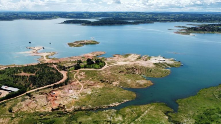 COM CHEIA DO LAGO DE TRÊS RANCHOS, PRAINHA ARTIFICIAL DEVERÁ RECEBER NÚMERO RECORDE DE FOLIÕES NO CARNAVAL DESTE ANO; RESERVATÓRIO SE APRÓXIMA DOS 58%