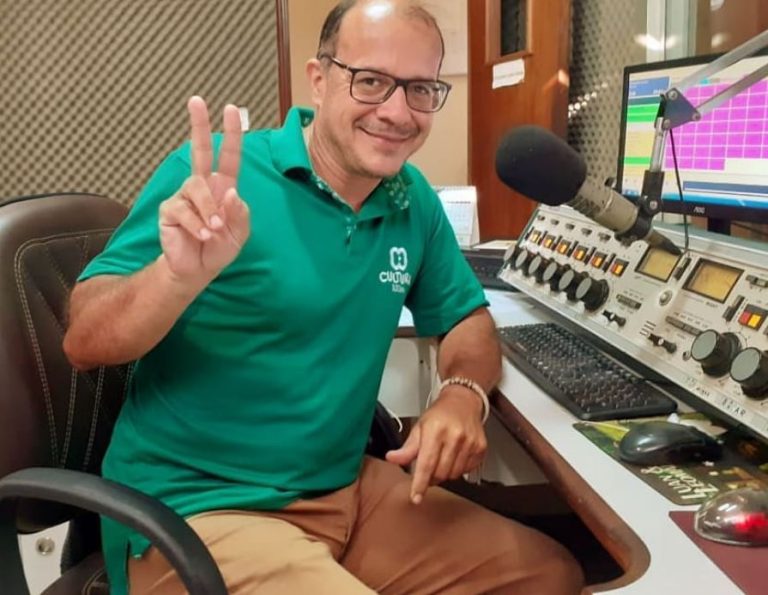 TORCEDORES DO CRAC DE CATALÃO SENTIRAM SAUDADES DAS TRANSMISSÕES DA RÁDIO CULTURA, E DA VOZ MARCANTE DO TIRSO NETO